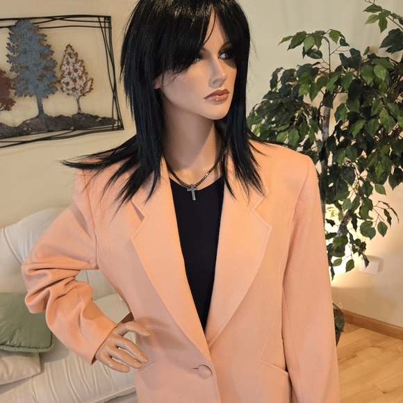 Apart Peach Woman´s Wool Business Suit, Size 12